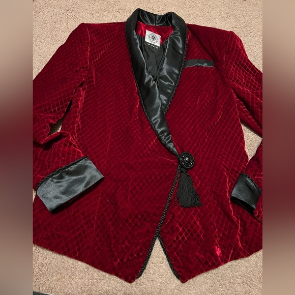 LW Wardy Jackets & Blazers - VINTAGE “LW Wardy” blazer